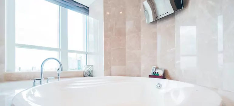 Bathroom Window Coverings in Brent, FL